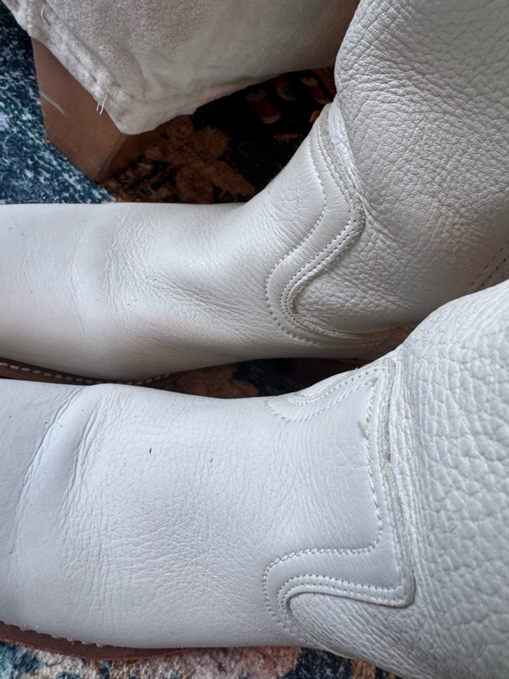 Vintage Frye White Pebbled Leather Mid-Calf Campus Heeled Boots | Made in USA 🇺🇸 - Picture 4 of 15